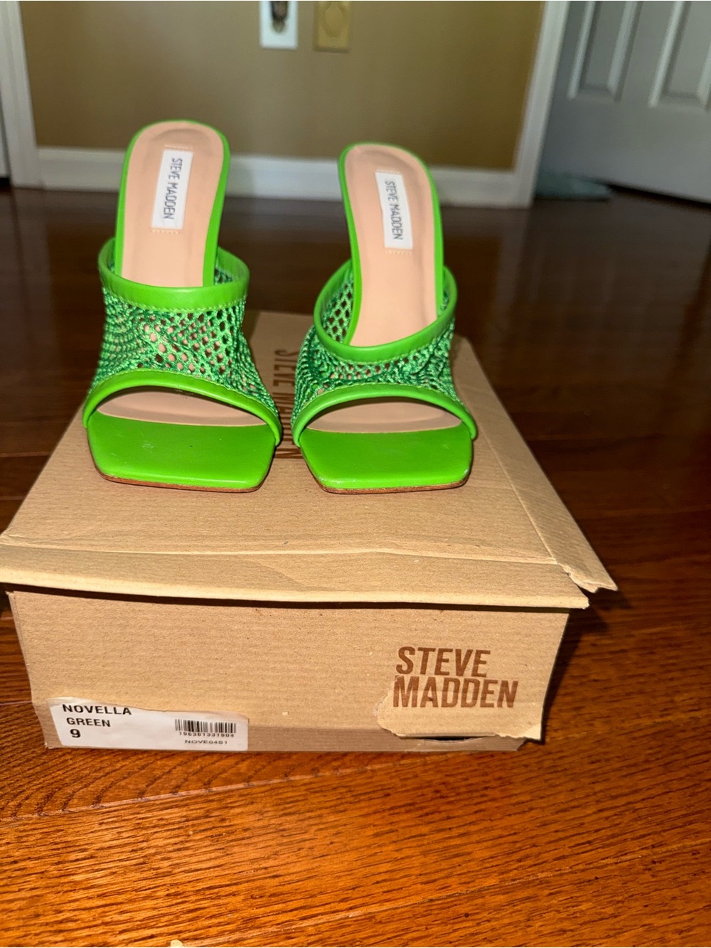 Steve Madden Novella Neon Green Mesh Slide Mules